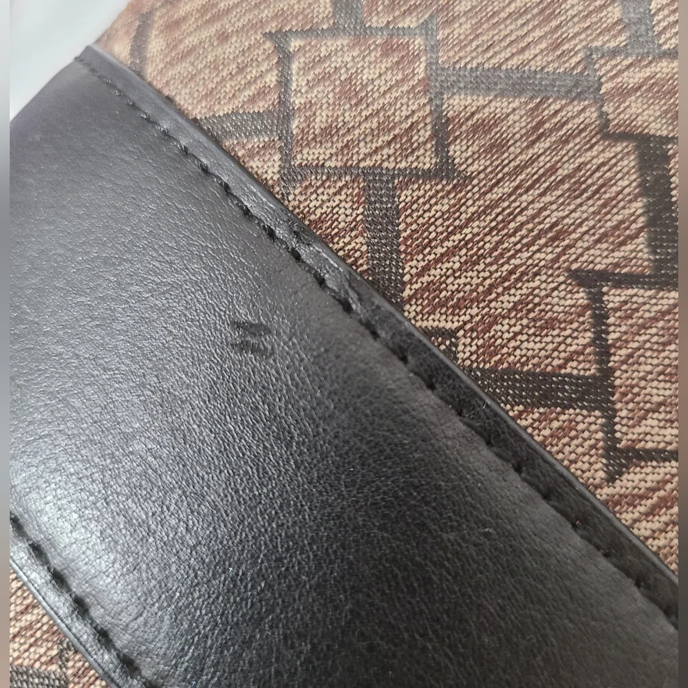 Longaberger Vintage Zip Top Signature Cosmetic Case Brown Diamond Print